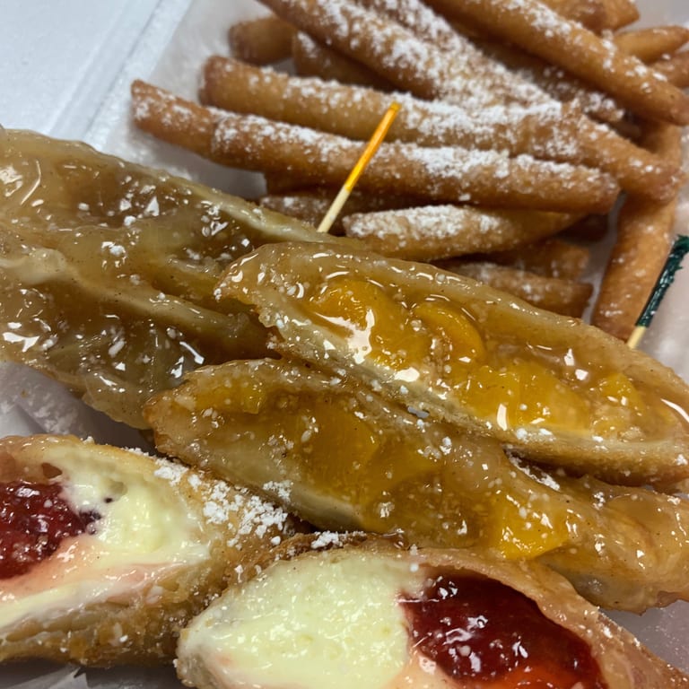 Indulge in Our Irresistible Peach Cobbler